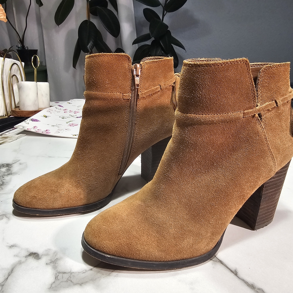 Gibson Latimer Brown Suede Ankle Booties